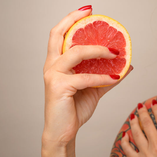 Jak zrobić piękny manicure w domu krok po kroku